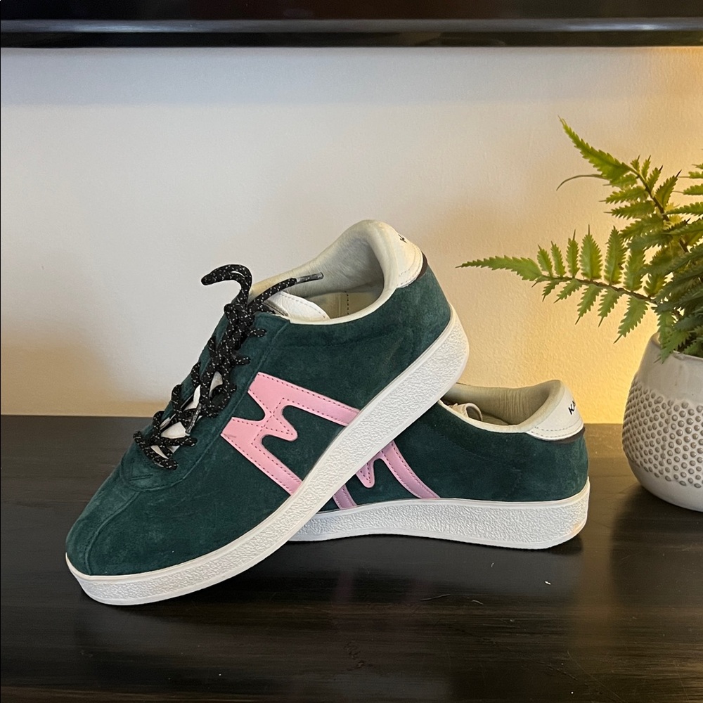 Women's Green and Pink Sneakers
